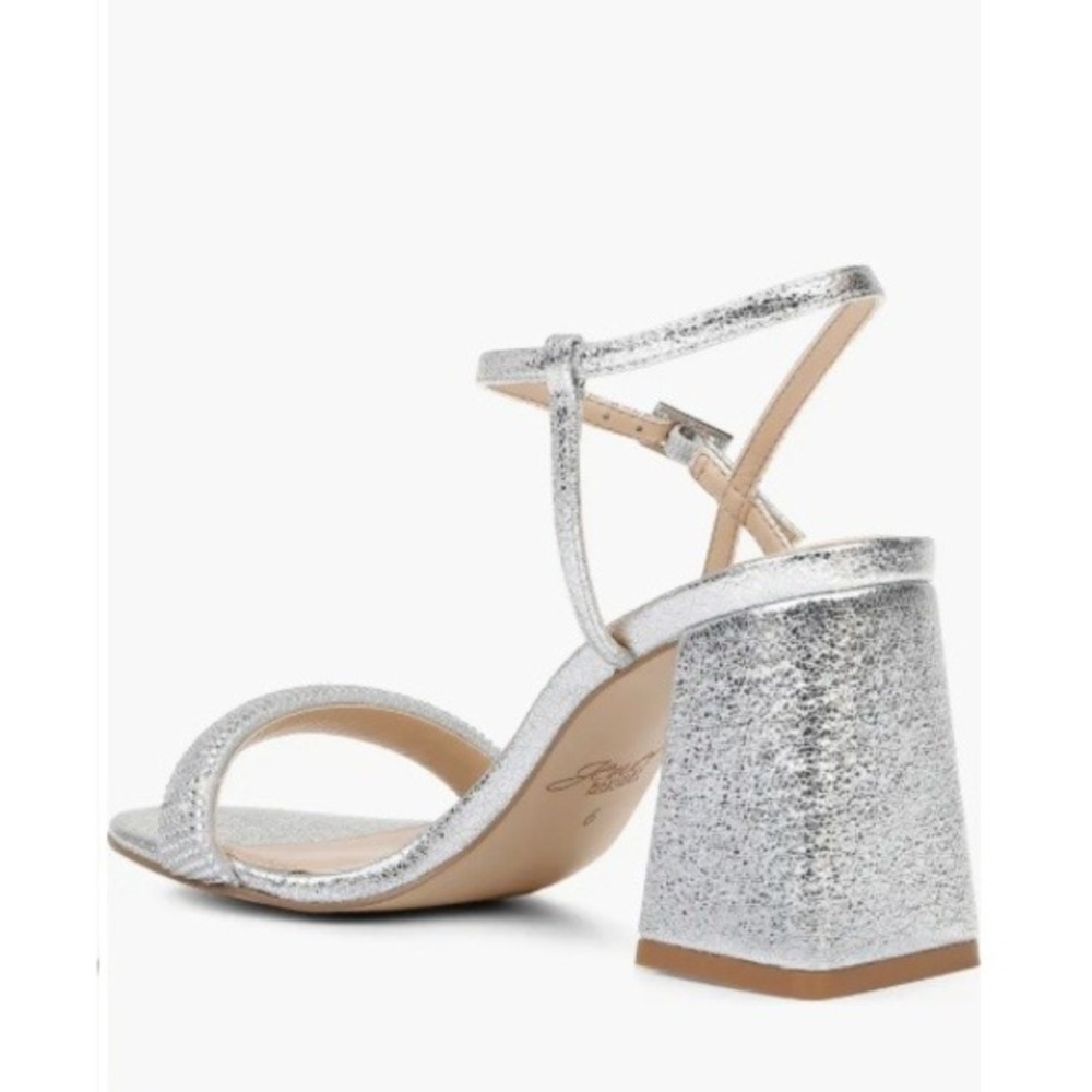 Women's Jewel Badgley Mischka Earlene Block Heel Sandals Silver 9 New With Tags - Picture 6 of 6